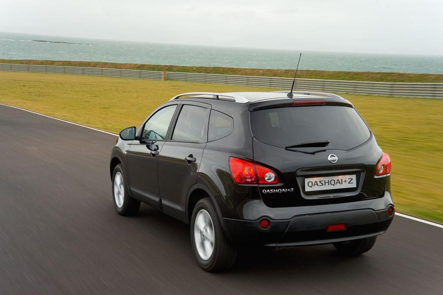  Nissan Qashqai 2 2009 года  (фото 32 из 51)